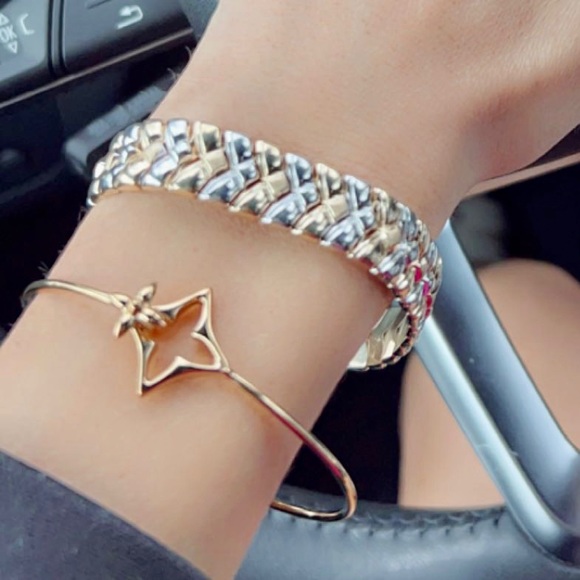 Sold out Louis Vuitton bangle - Picture 2 of 6